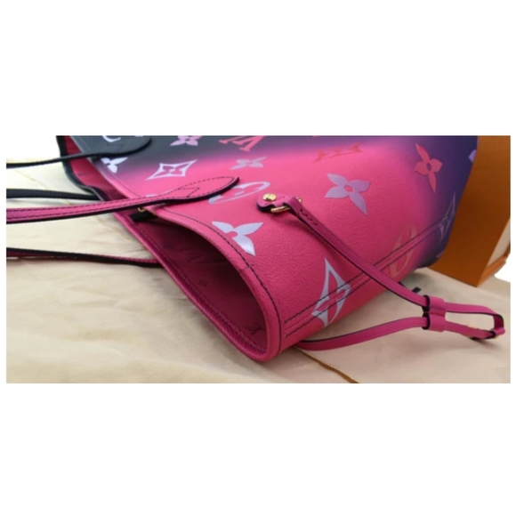 1 Hr Flash Sell Host Pick 3/29/23 and 5/3 Louis Vuitton Neverfull - Picture 3 of 11